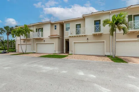 63 Dogwood Court