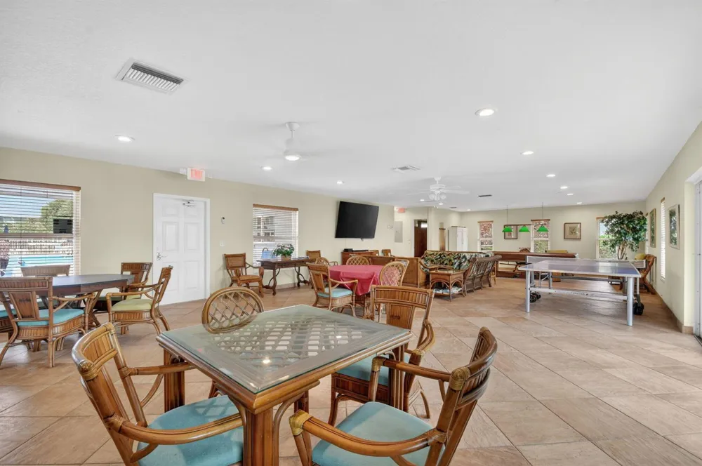 5520 Ocean Boulevard #110 Ocean Ridge, FL 33435