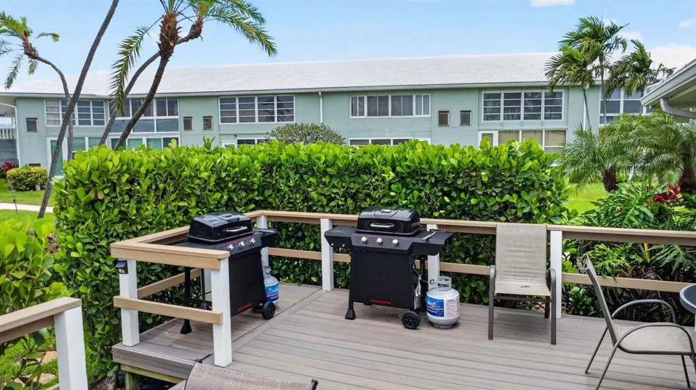 5520 Ocean Boulevard #110 Ocean Ridge, FL 33435