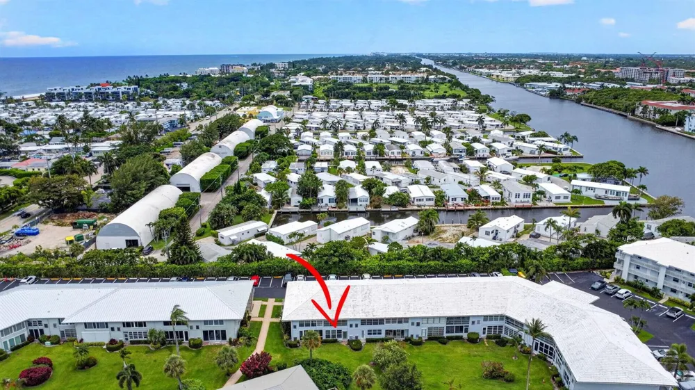 5520 Ocean Boulevard #110 Ocean Ridge, FL 33435