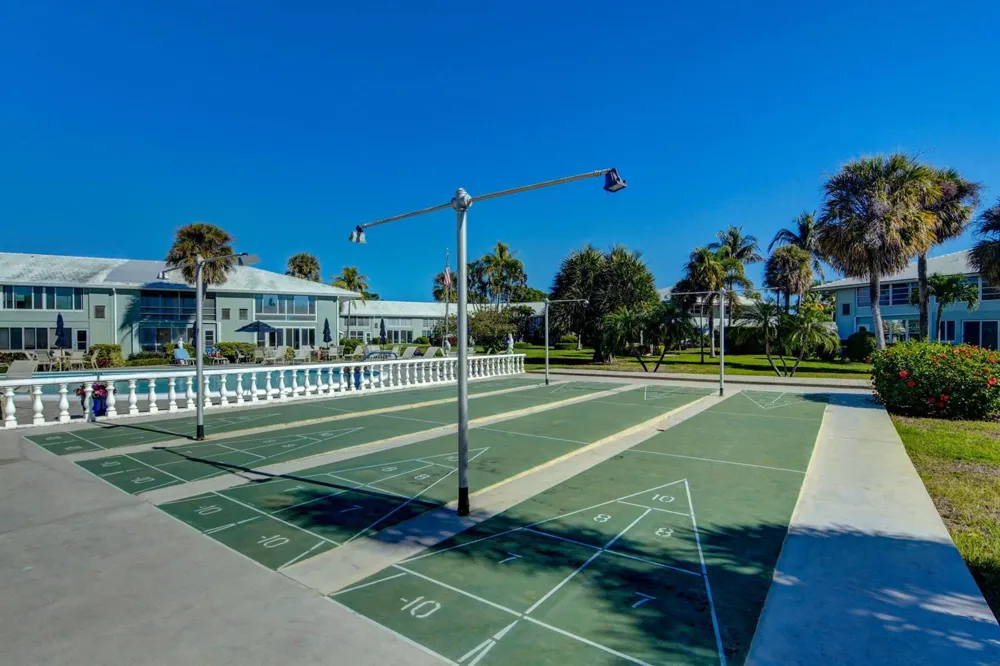 5520 Ocean Boulevard #110 Ocean Ridge, FL 33435