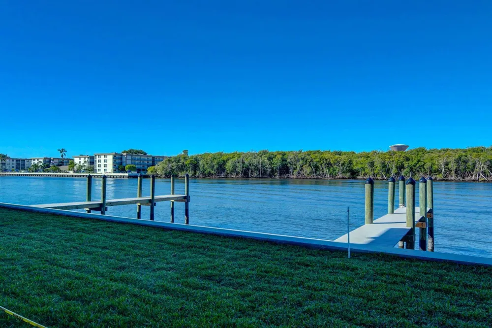 5520 Ocean Boulevard #110 Ocean Ridge, FL 33435