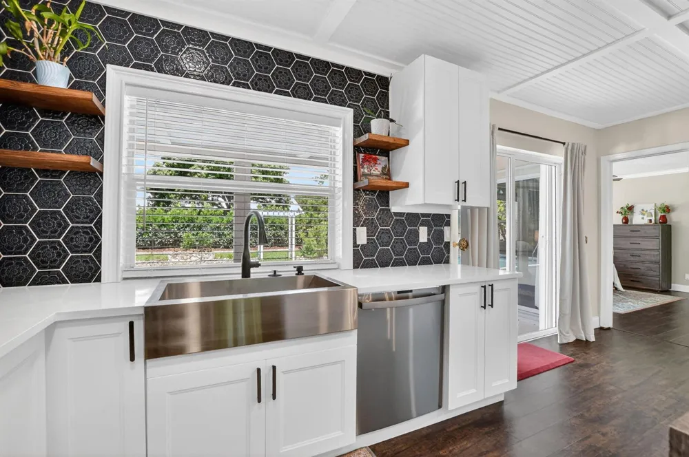 1207 SW 12th Avenue Boca Raton, FL 33486