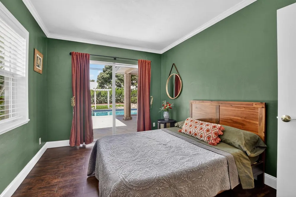 1207 SW 12th Avenue Boca Raton, FL 33486