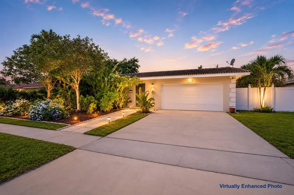 1207 SW 12th Avenue Boca Raton, FL 33486