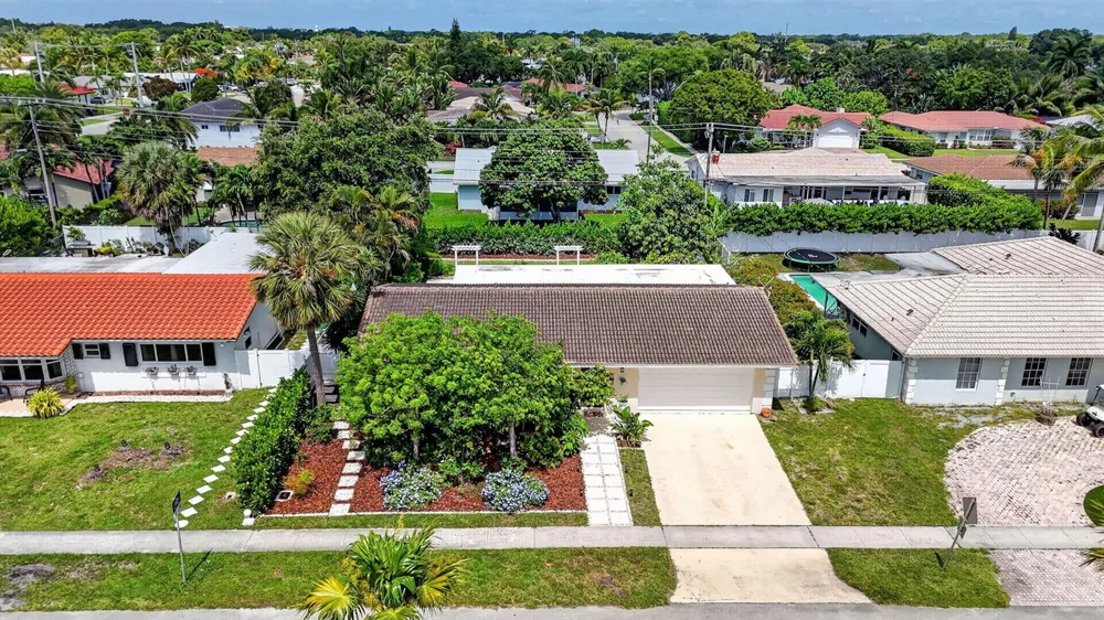 1207 SW 12th Avenue Boca Raton, FL 33486