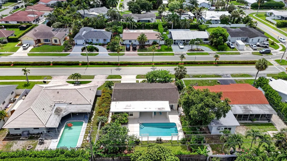 1207 SW 12th Avenue Boca Raton, FL 33486