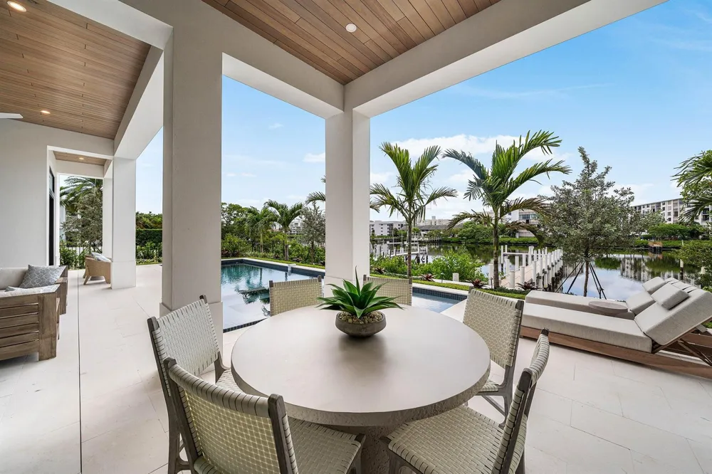 908 Atlantic Drive Lantana, FL 33462