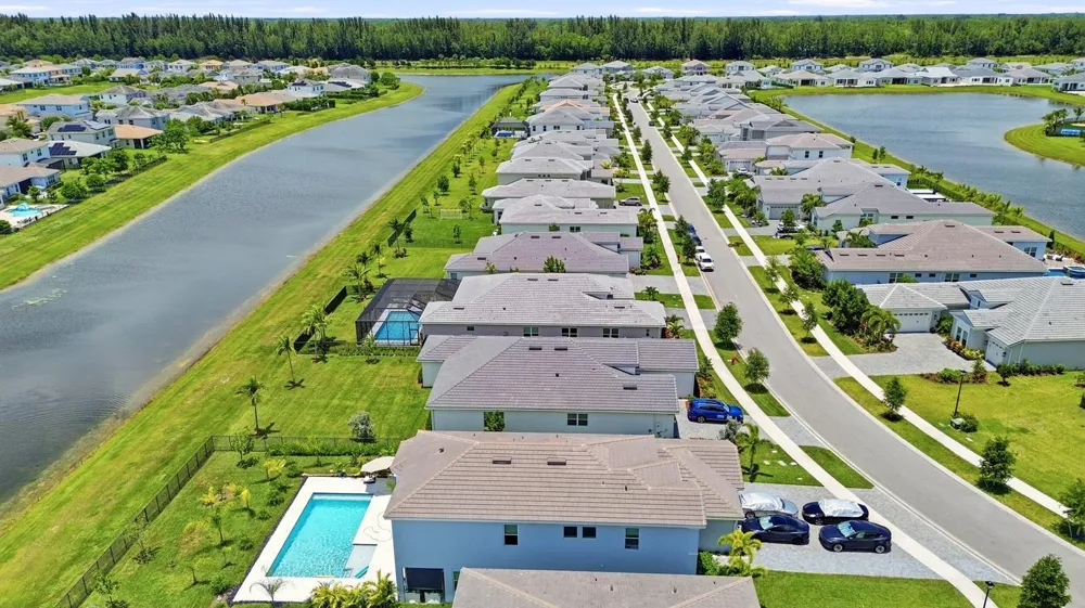 15264 Wildwood Circle Westlake, FL 33470