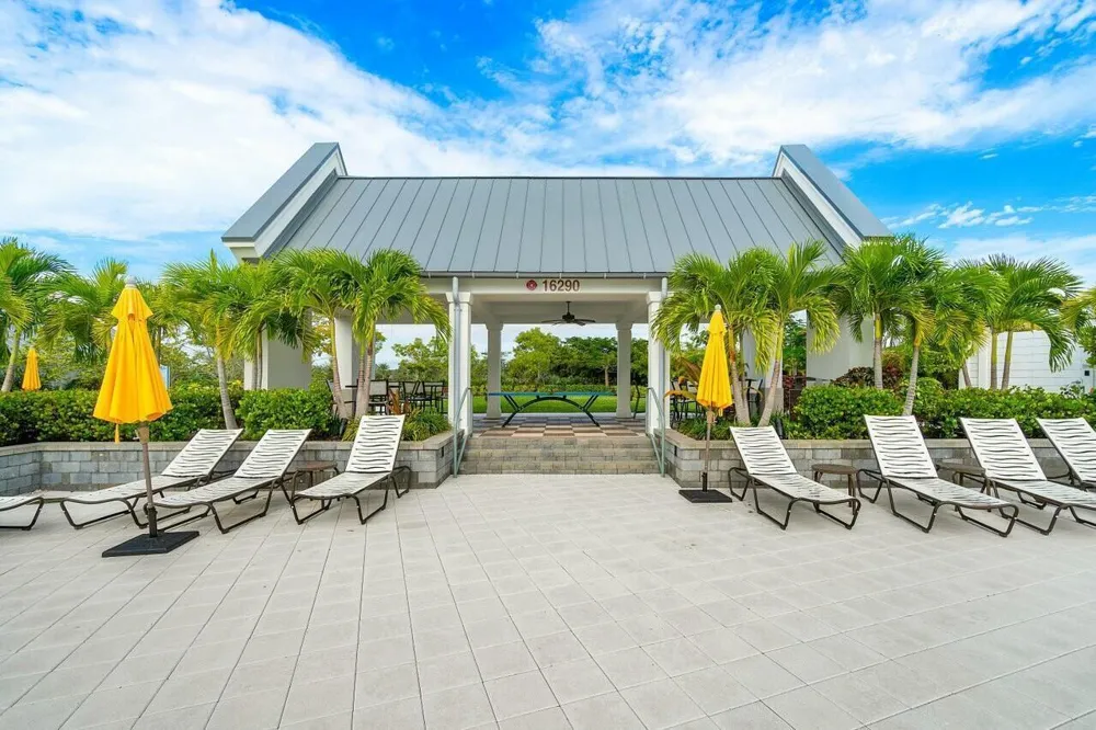 15264 Wildwood Circle Westlake, FL 33470