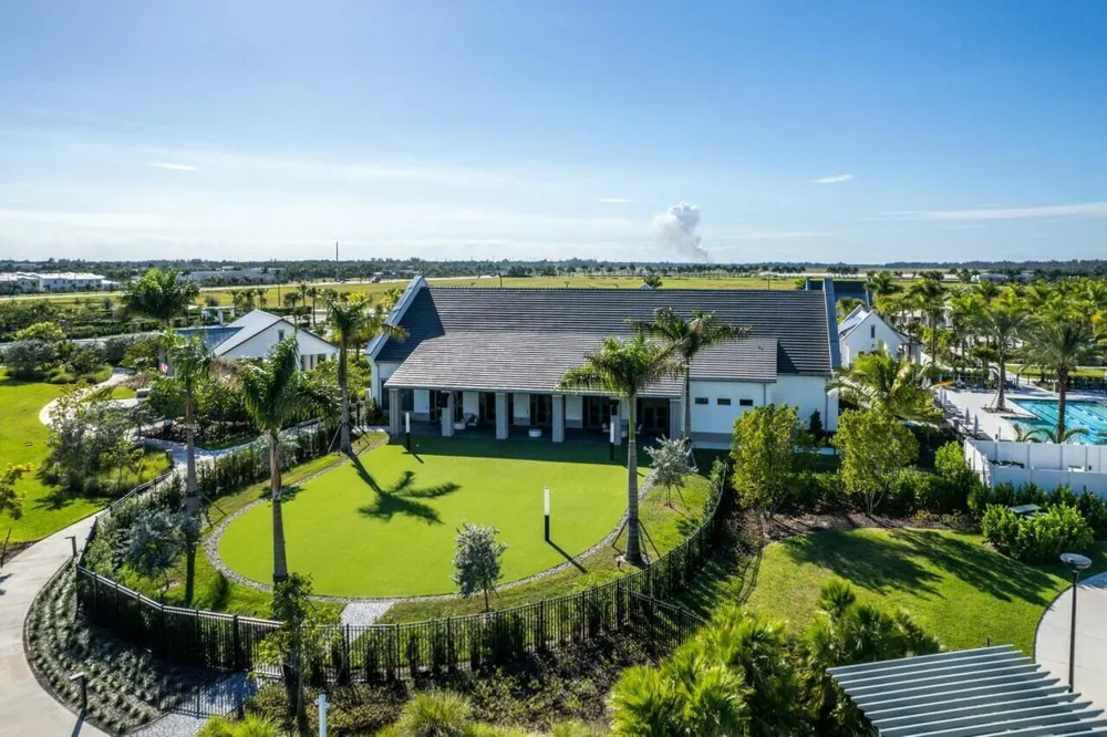 15264 Wildwood Circle Westlake, FL 33470