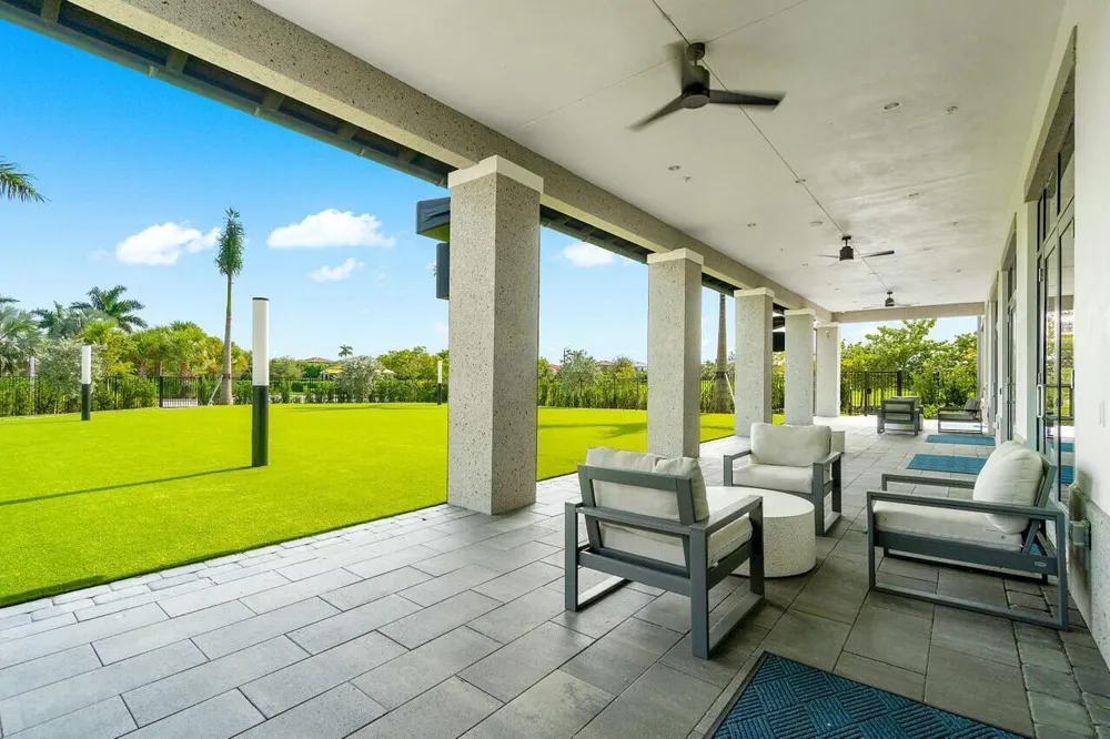 15264 Wildwood Circle Westlake, FL 33470