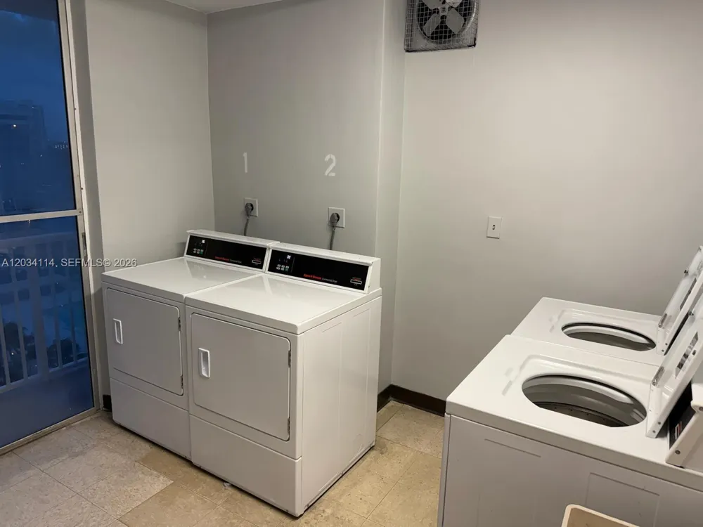 1965 S Ocean Dr #11K Hallandale Beach, FL 33009