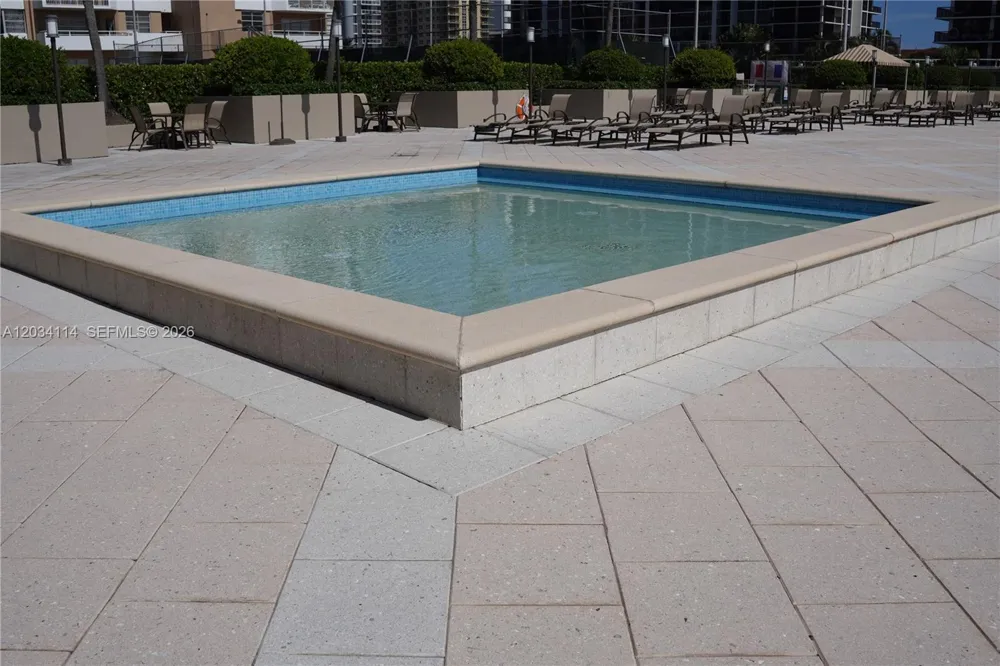1965 S Ocean Dr #11K Hallandale Beach, FL 33009
