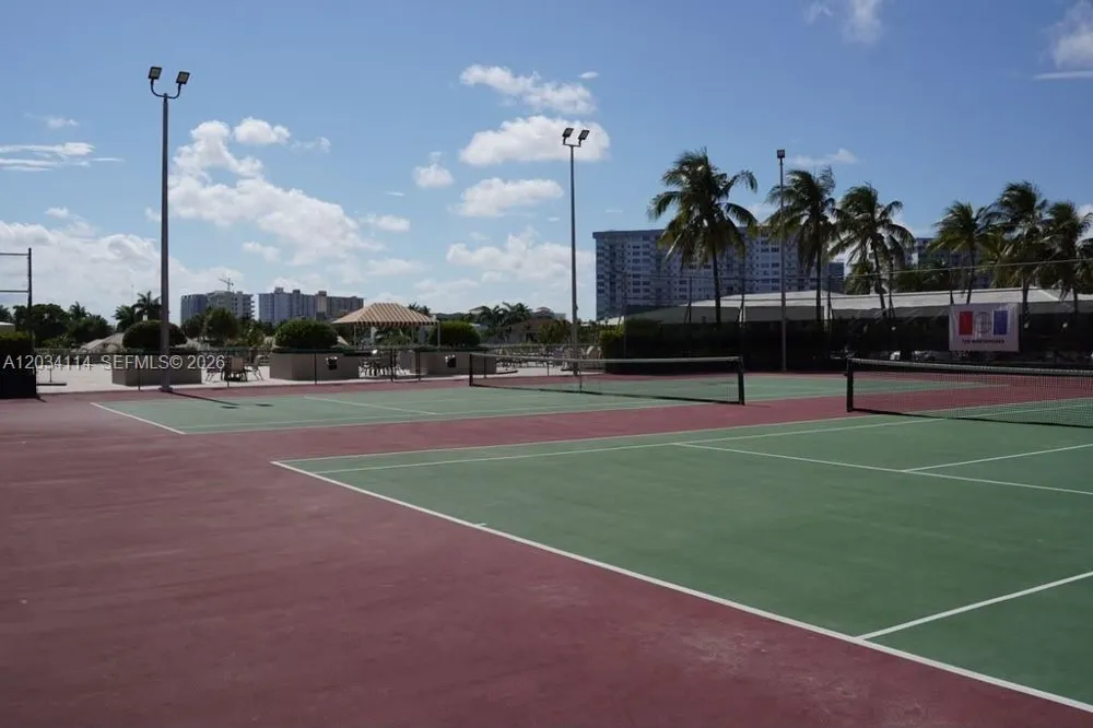 1965 S Ocean Dr #11K Hallandale Beach, FL 33009