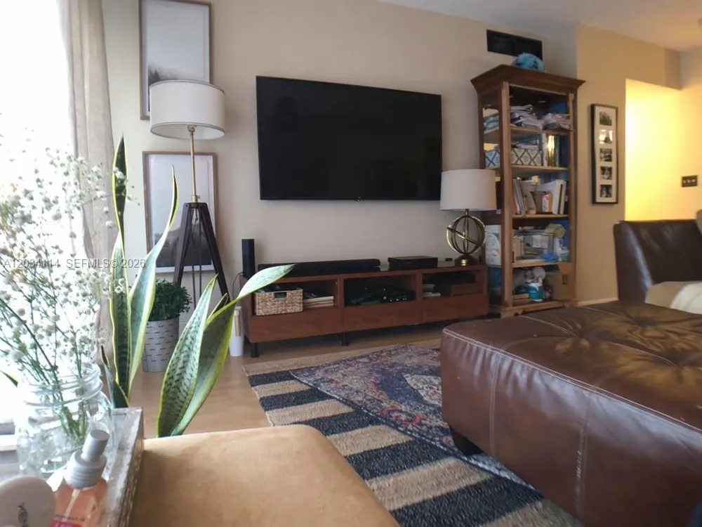 1965 S Ocean Dr #11K Hallandale Beach, FL 33009