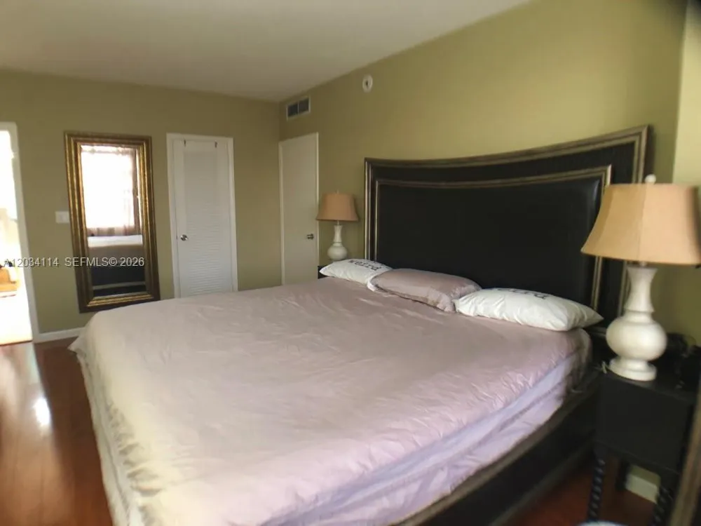 1965 S Ocean Dr #11K Hallandale Beach, FL 33009