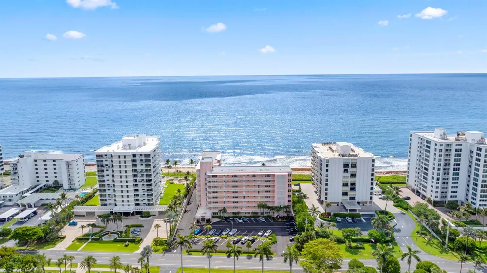 2921 S Ocean Boulevard #704 Highland Beach, FL 33487