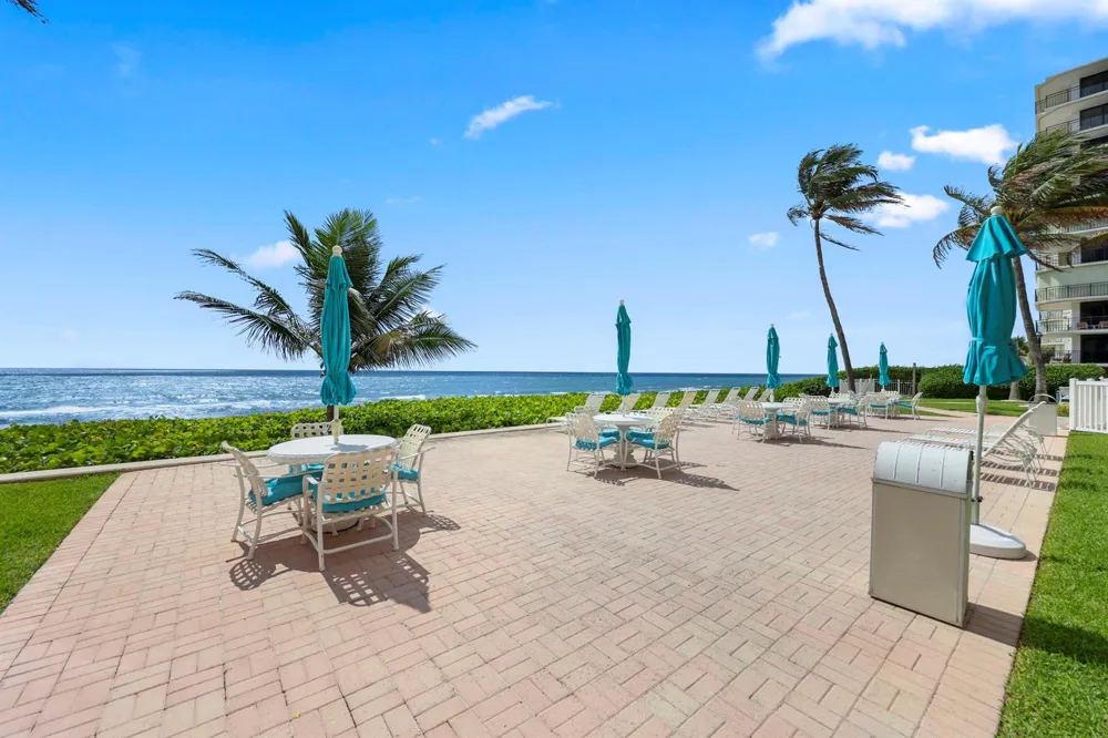 2921 S Ocean Boulevard #704 Highland Beach, FL 33487