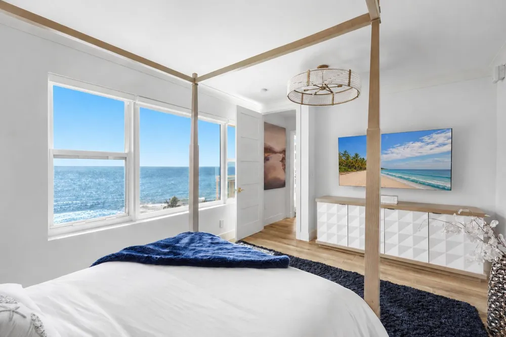 2921 S Ocean Boulevard #704 Highland Beach, FL 33487