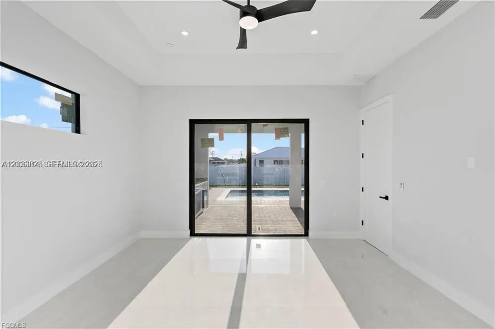 628 CHIQUITA BLVD N Cape Coral, FL 33993