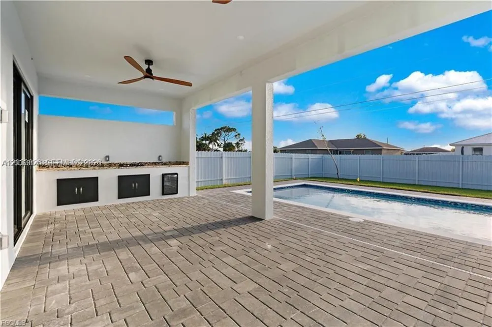 628 CHIQUITA BLVD N Cape Coral, FL 33993