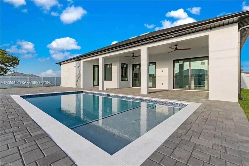 628 CHIQUITA BLVD N Cape Coral, FL 33993