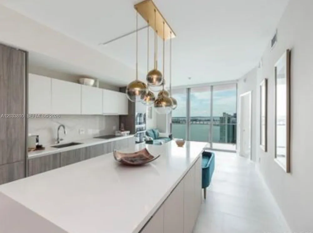 2900 NE 7th Ave #2908 Miami, FL 33137