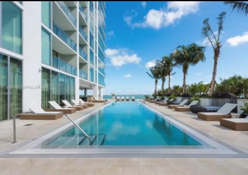 2900 NE 7th Ave #2908 Miami, FL 33137
