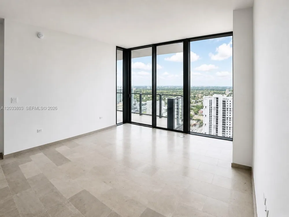 88 SW 7th St #2206 Miami, FL 33130
