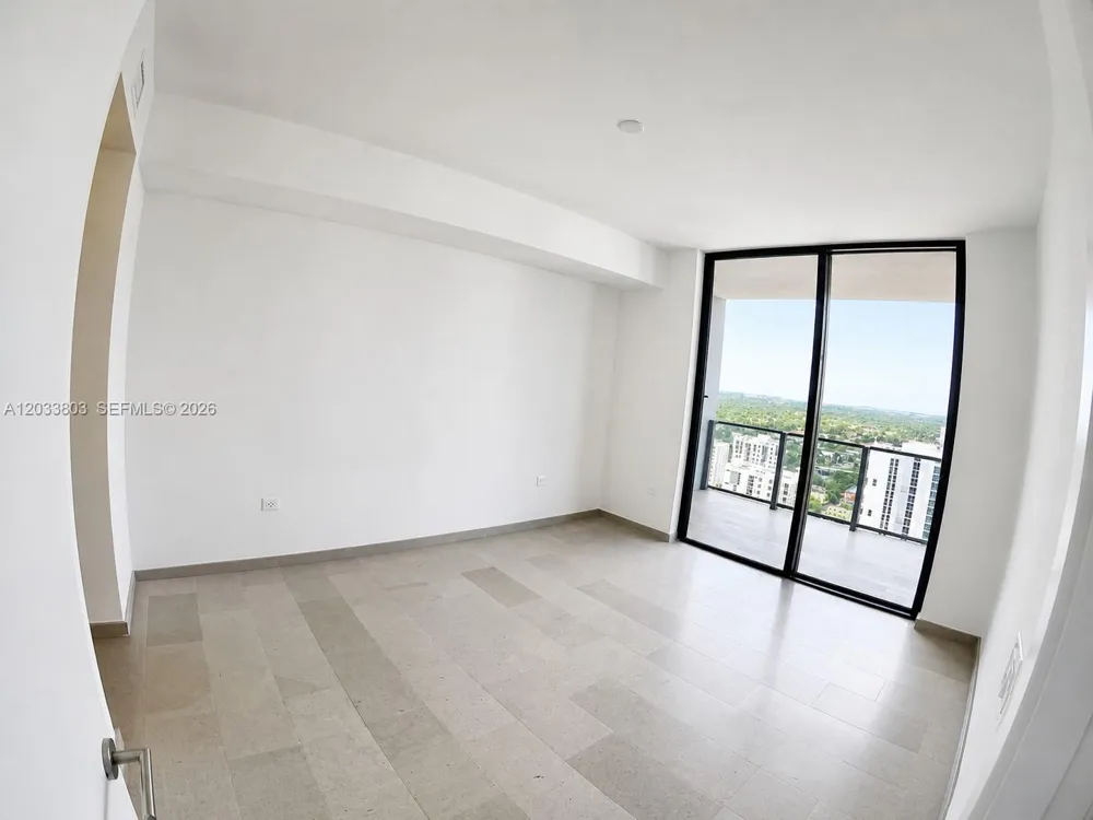 88 SW 7th St #2206 Miami, FL 33130