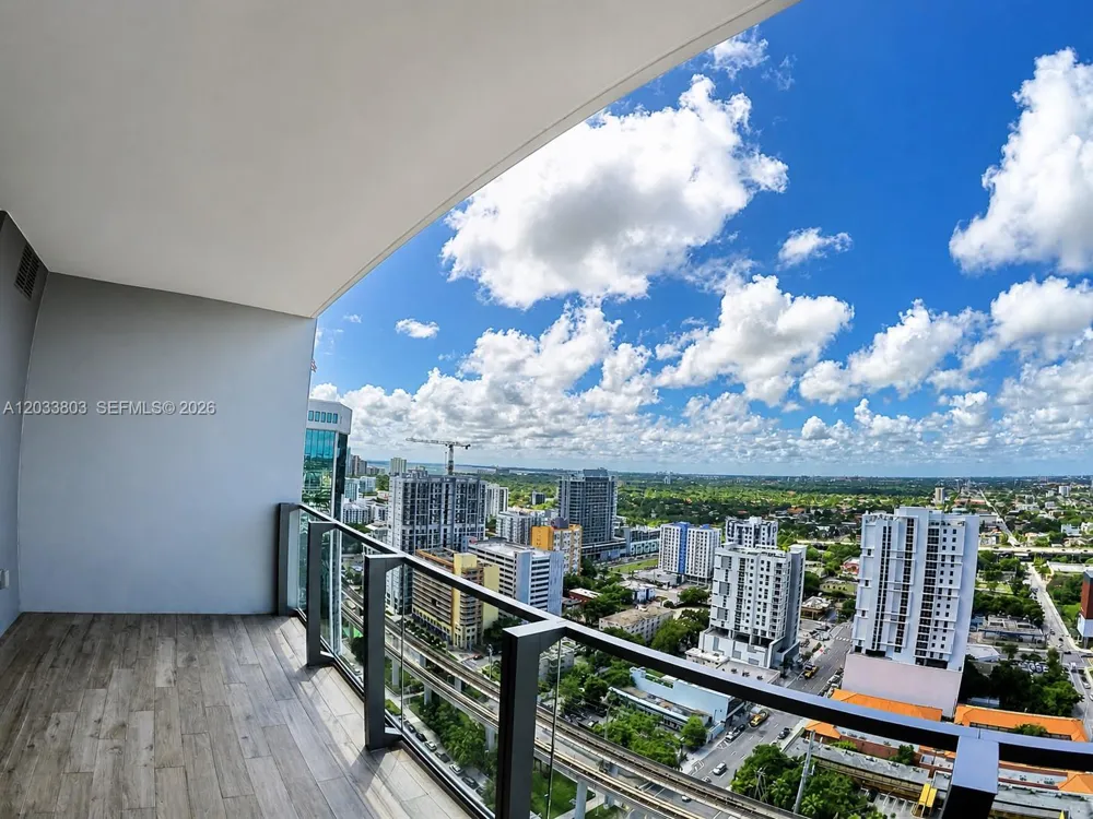 88 SW 7th St #2206 Miami, FL 33130