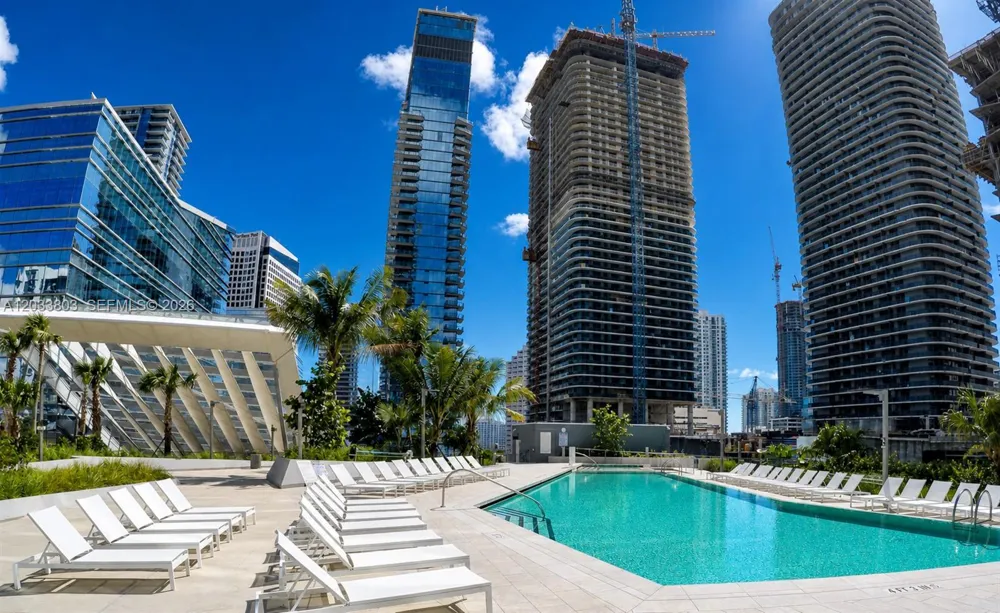 88 SW 7th St #2206 Miami, FL 33130