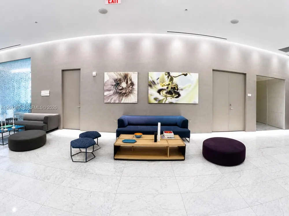 88 SW 7th St #2206 Miami, FL 33130