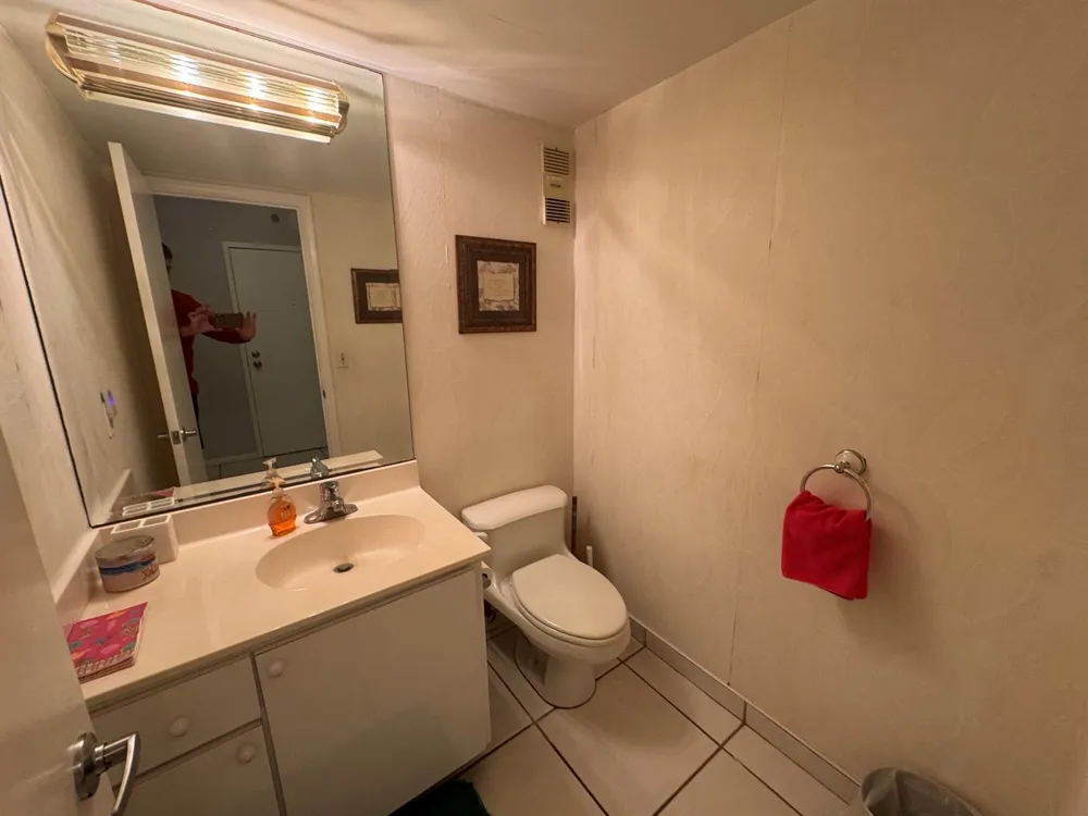 3215 S Ocean Boulevard #303 Highland Beach, FL 33487