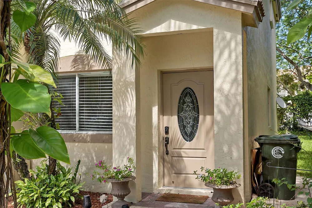 4776 Lago Vista Drive Coconut Creek, FL 33073