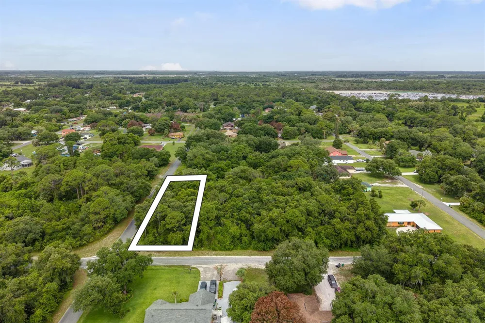 Avienda Avenue Fort Pierce, FL 34946