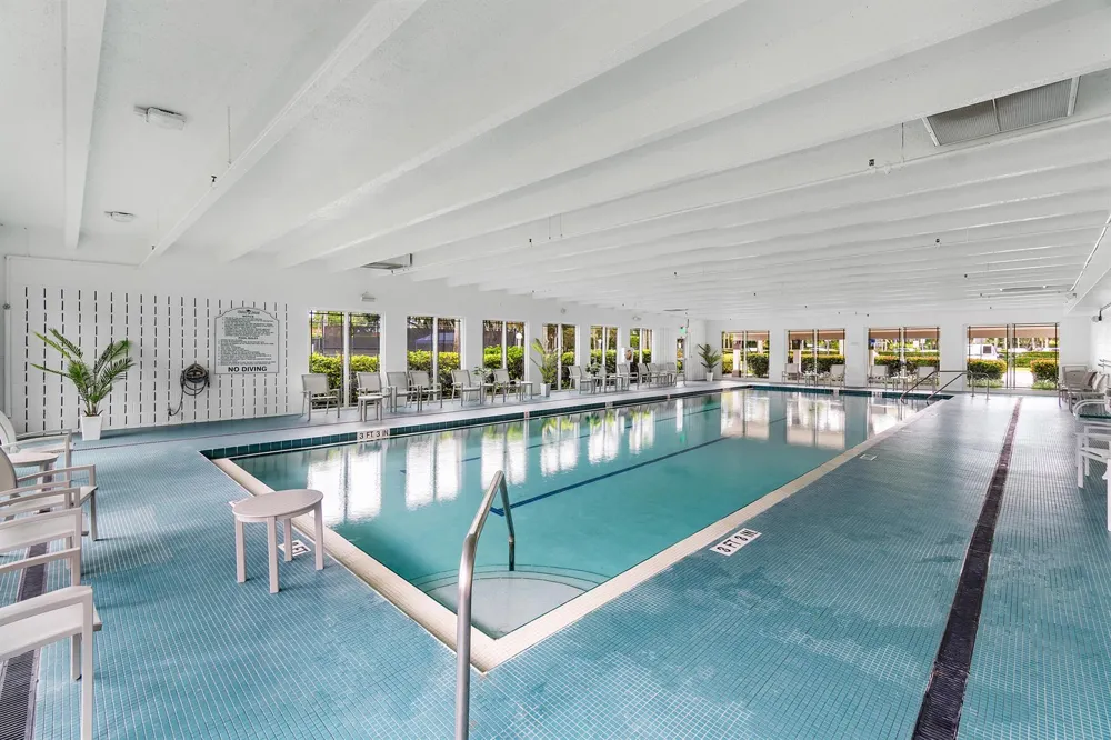 9829 Seacrest Circle #202 Boynton Beach, FL 33437