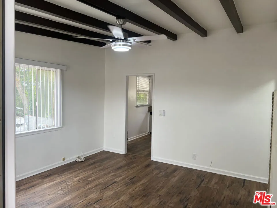 419 La Colina Drive #4 Inglewood, CA 90302