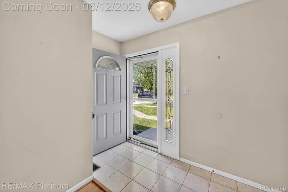 318 5th Street Brighton City, MI 48116