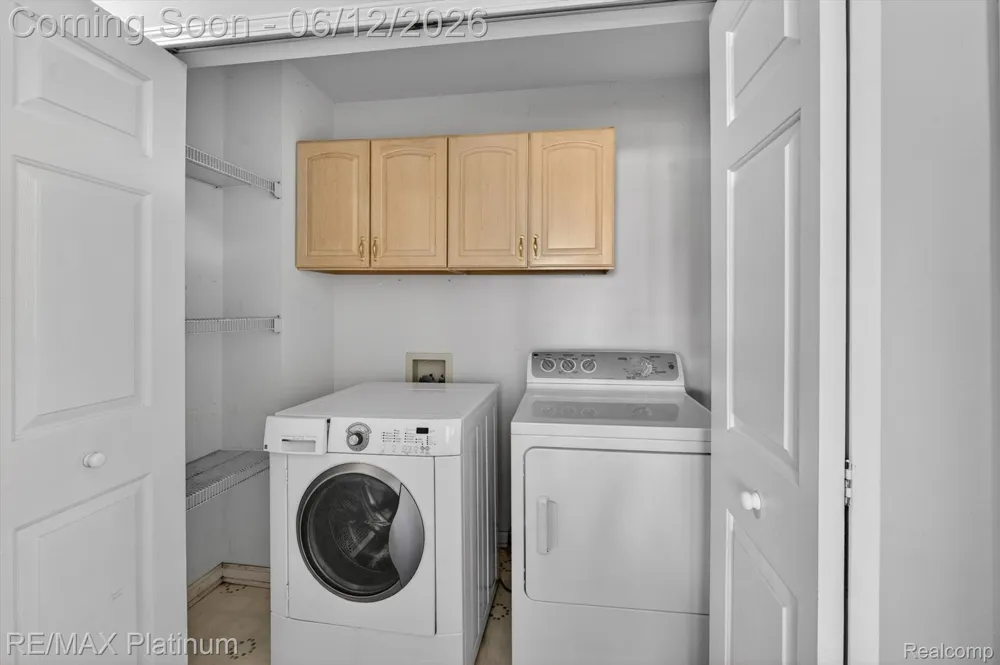 318 5th Street Brighton City, MI 48116