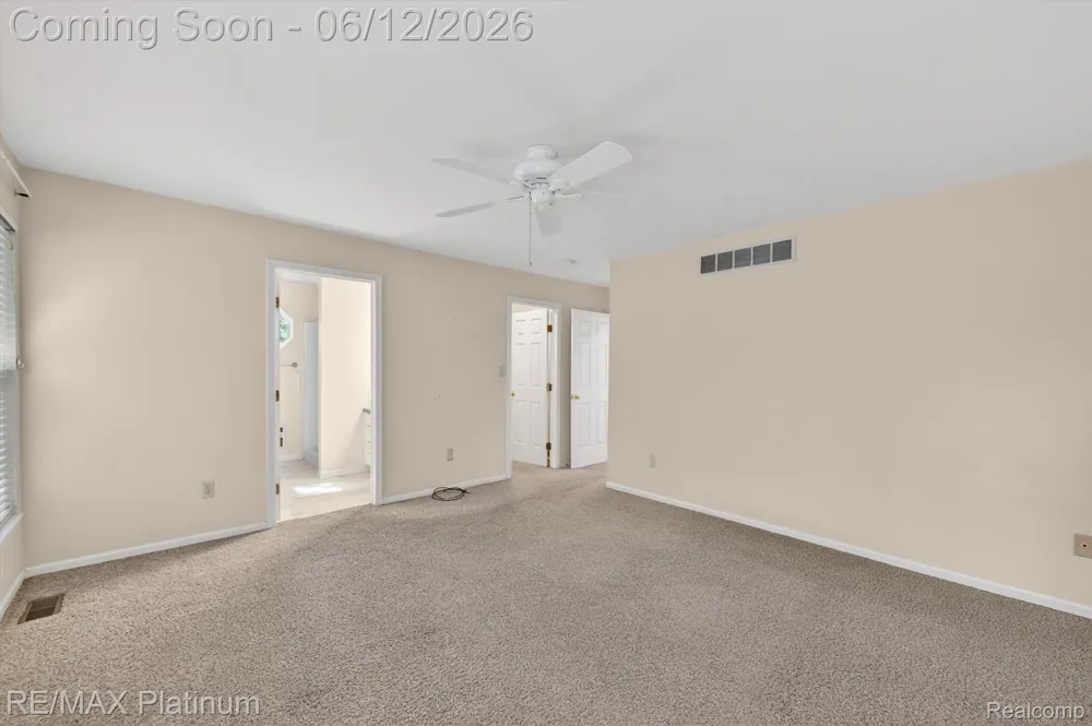 318 5th Street Brighton City, MI 48116