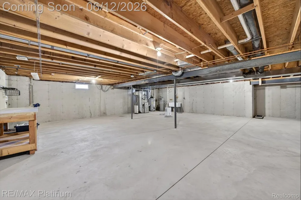 318 5th Street Brighton City, MI 48116