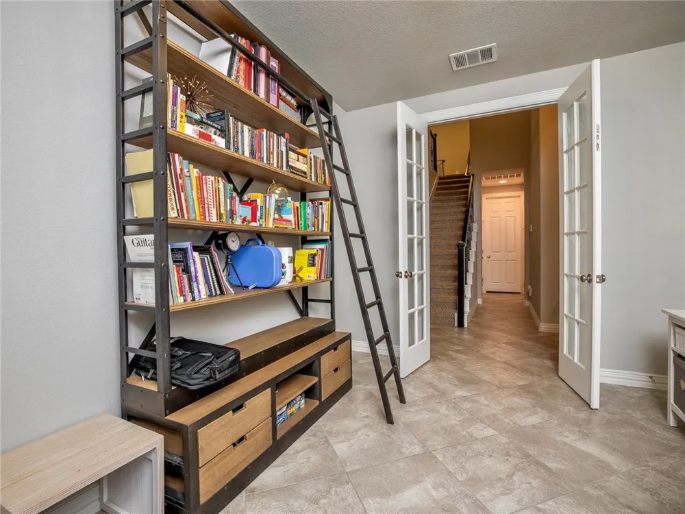 3401 Venezia View Leander, TX 78641