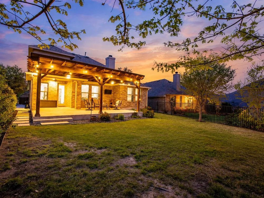 3401 Venezia View Leander, TX 78641