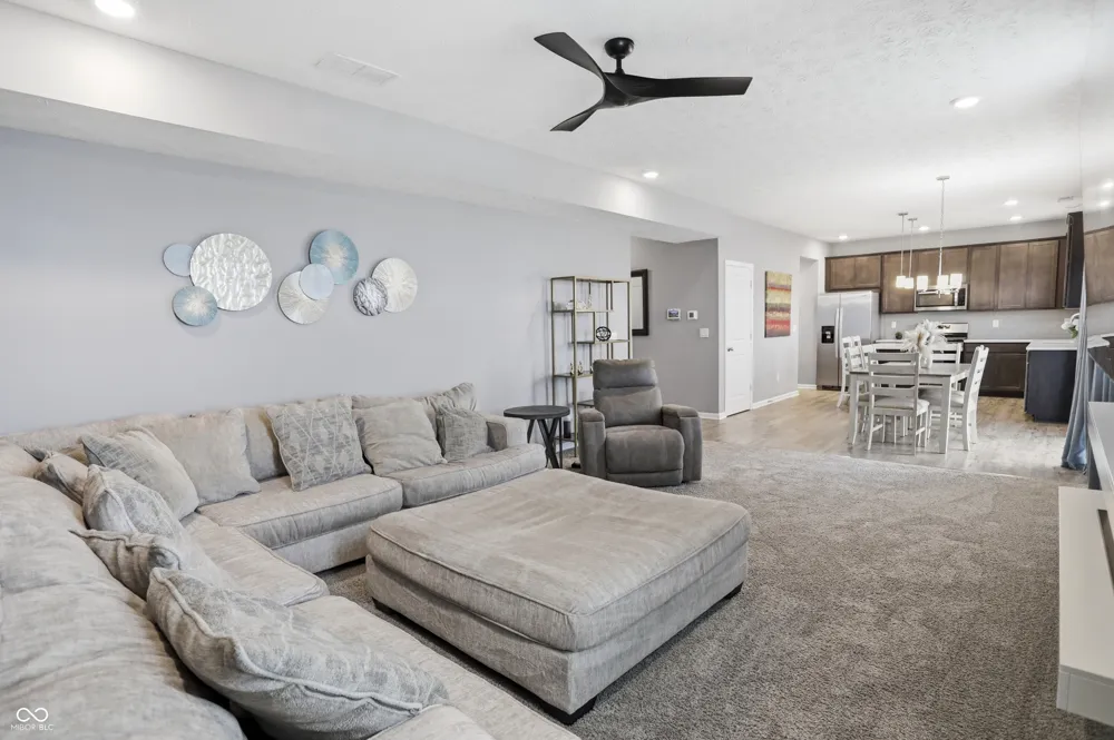 181 Thorpe Drive Whiteland, IN 46184