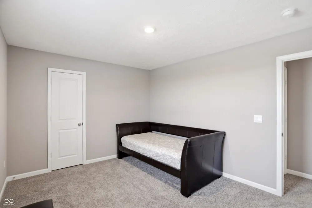 181 Thorpe Drive Whiteland, IN 46184