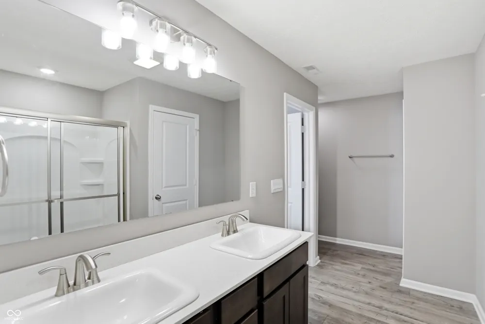 181 Thorpe Drive Whiteland, IN 46184