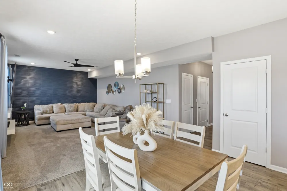 181 Thorpe Drive Whiteland, IN 46184