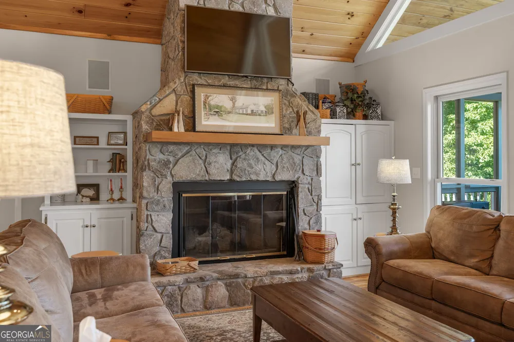 430 Grimes Nose Sautee Nacoochee, GA 30571